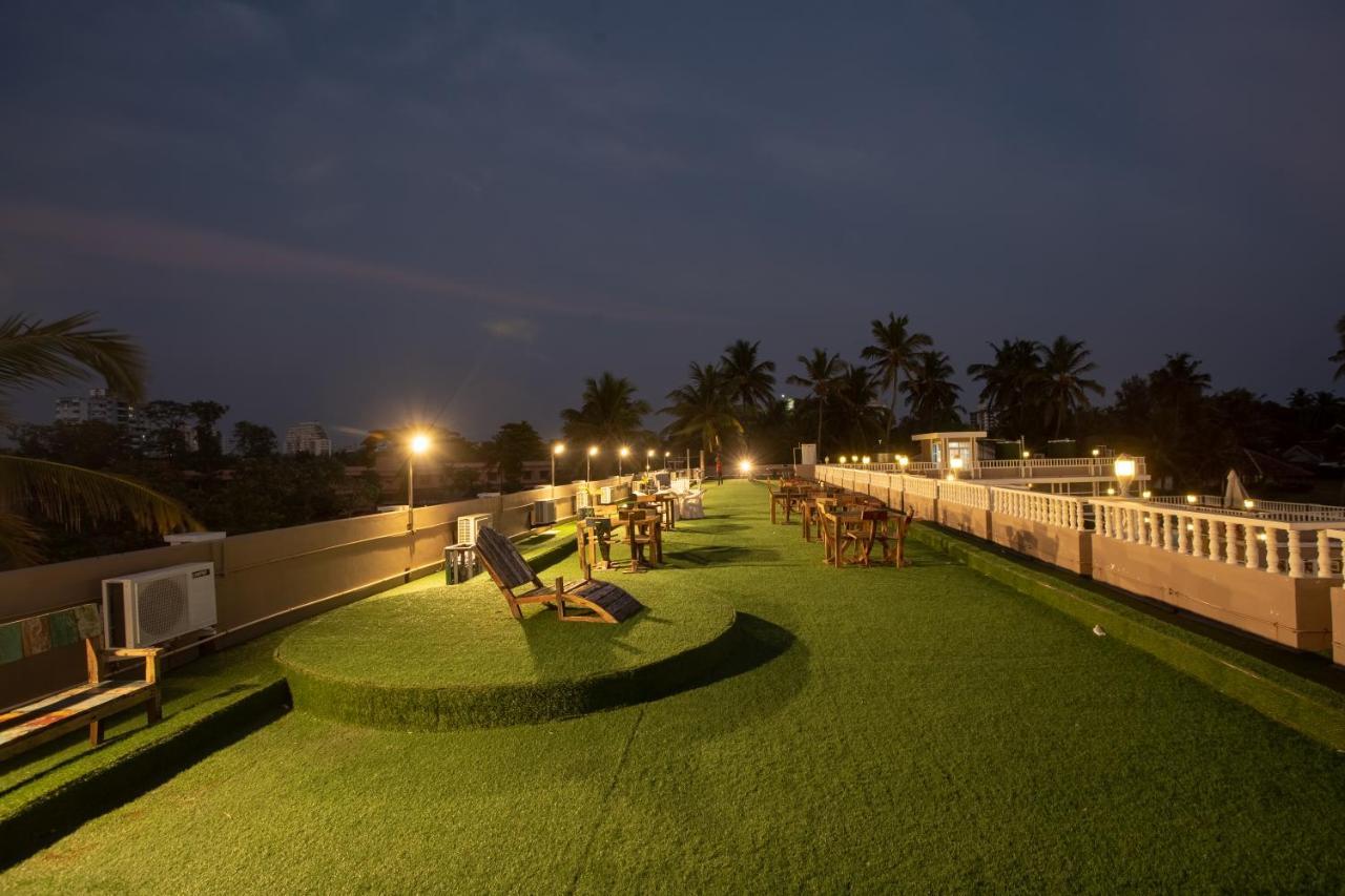 State Beach Resort And Spa Kannur Exteriör bild