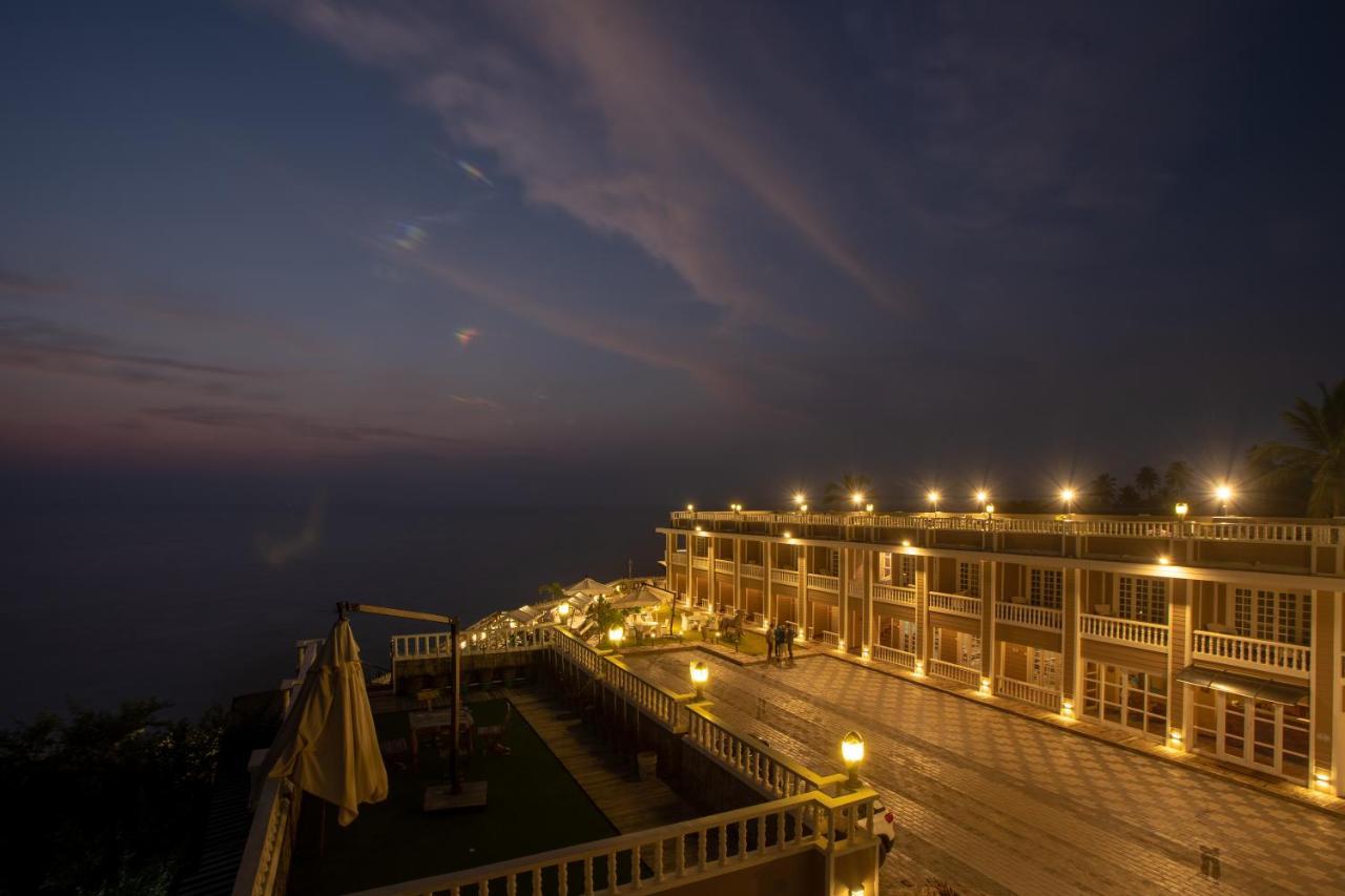 State Beach Resort And Spa Kannur Exteriör bild