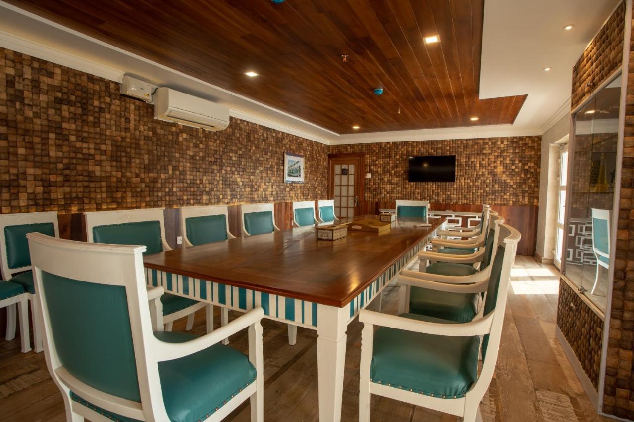 State Beach Resort And Spa Kannur Exteriör bild