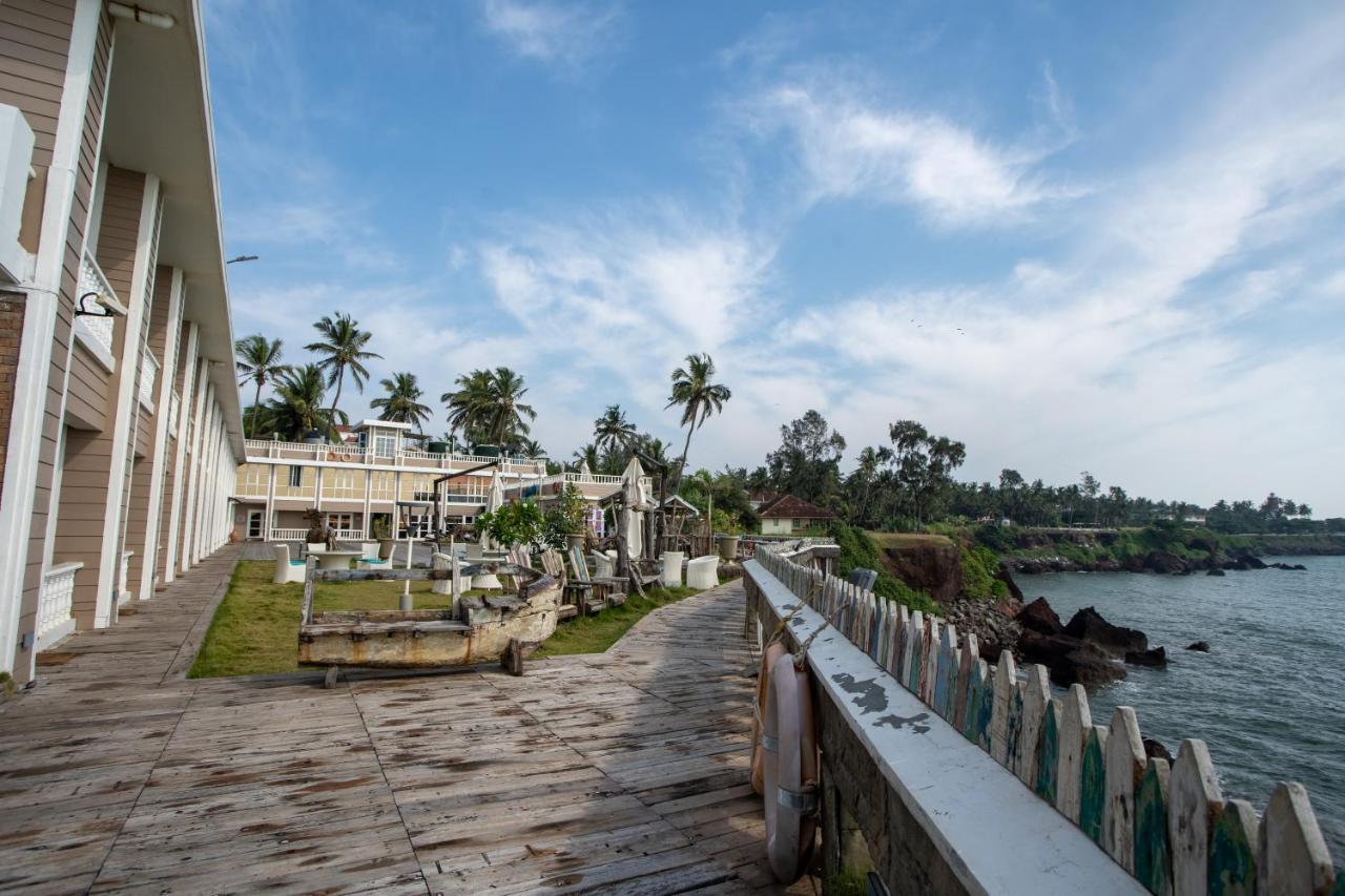 State Beach Resort And Spa Kannur Exteriör bild