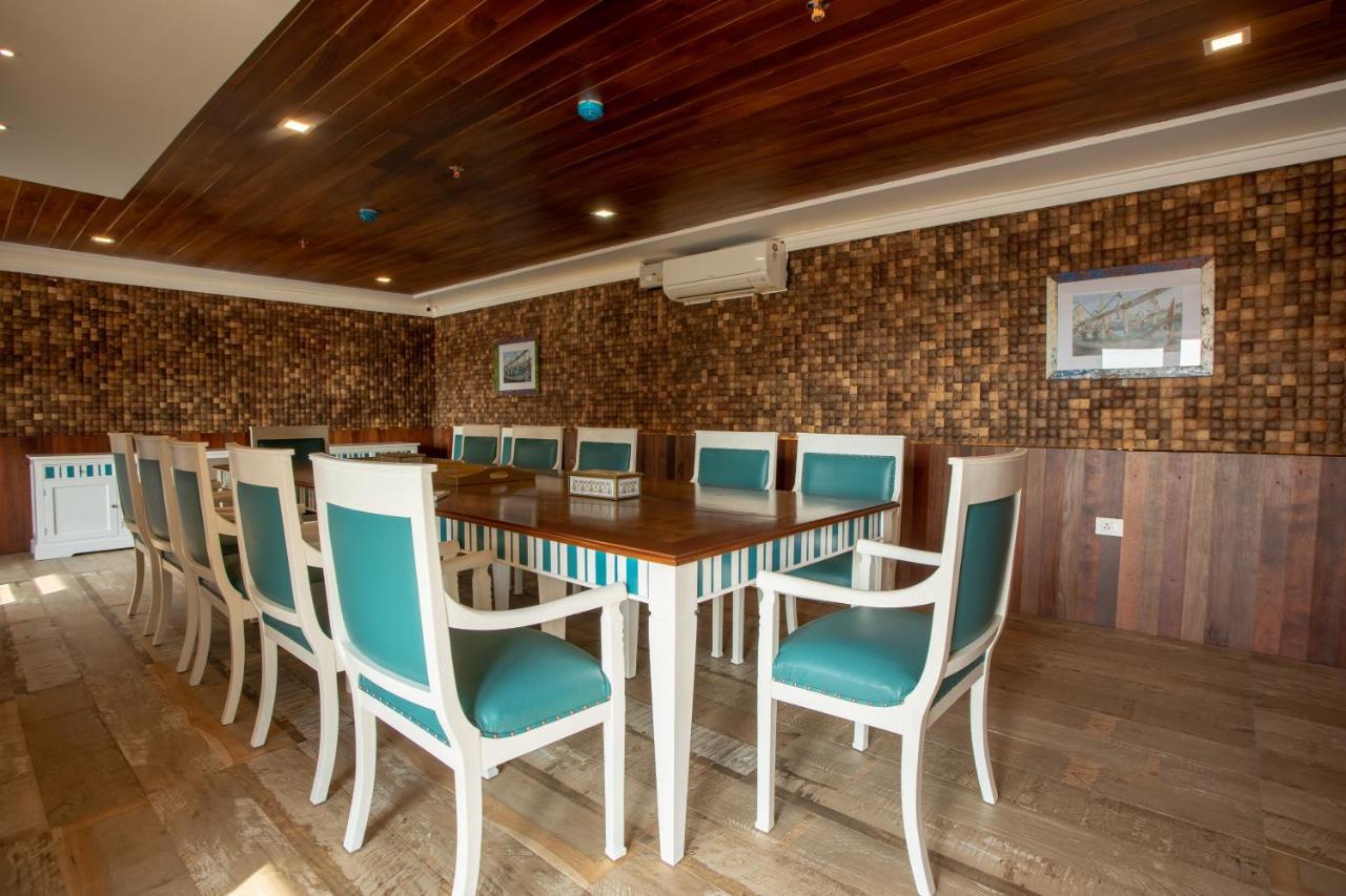 State Beach Resort And Spa Kannur Exteriör bild